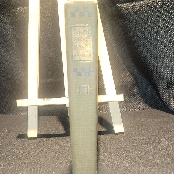 Short Story Classics Book - Picture 2 of 5